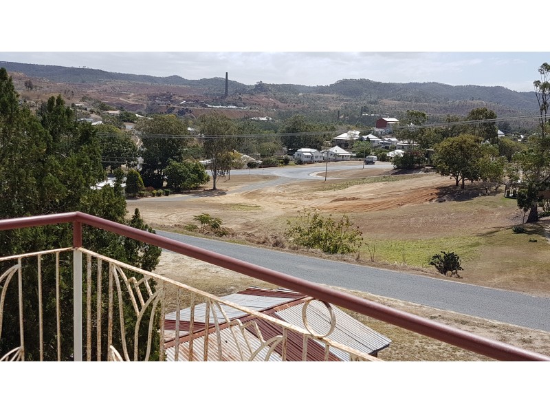 42 Darcy St, Mount Morgan QLD 4714