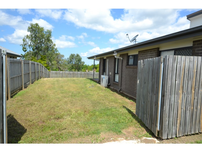 8 Violet Dr, Gracemere QLD 4702