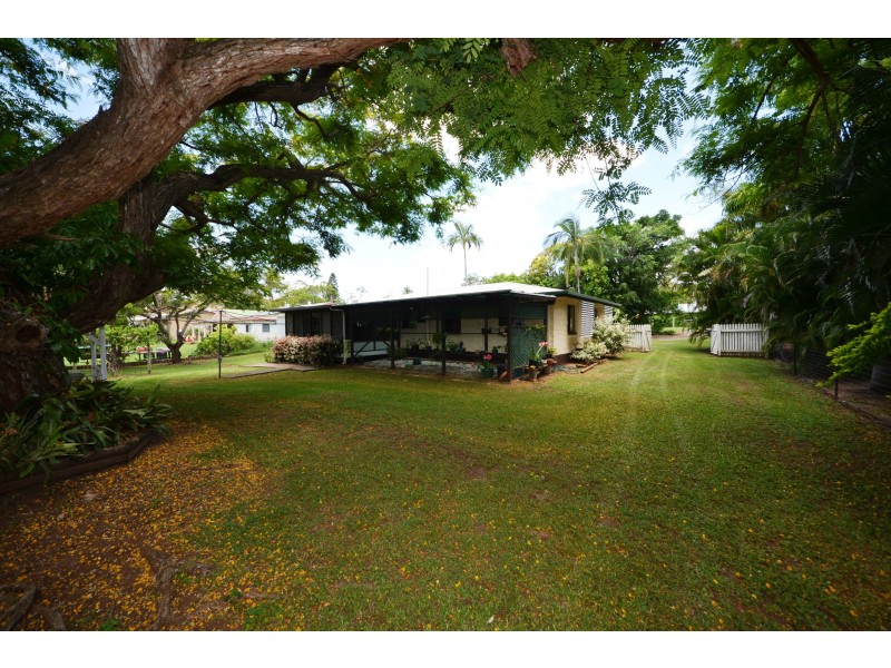 10 Fenwick St, Gracemere QLD 4702