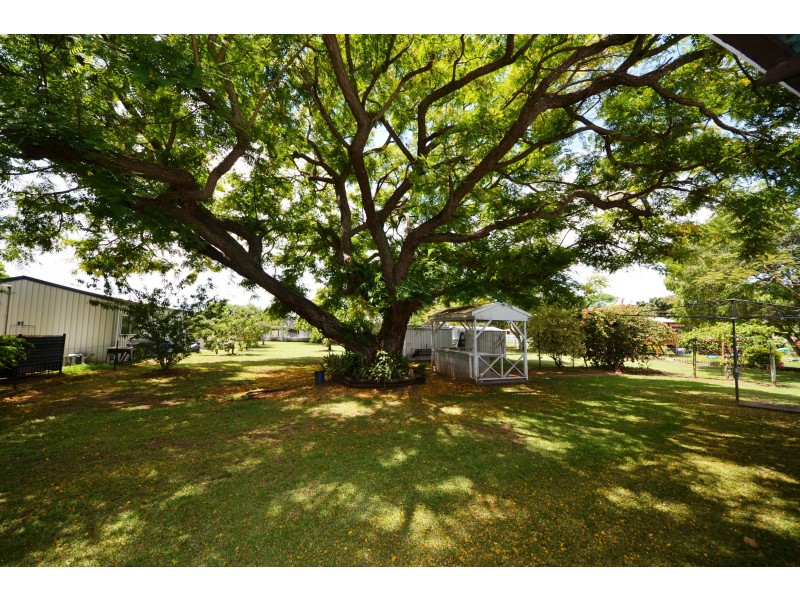 10 Fenwick St, Gracemere QLD 4702