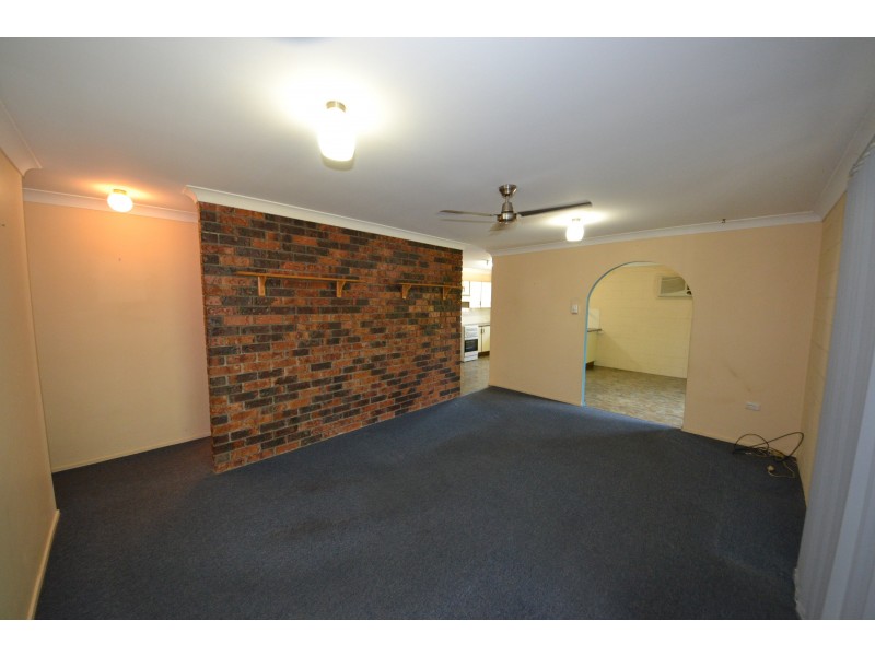 10 Fenwick St, Gracemere QLD 4702