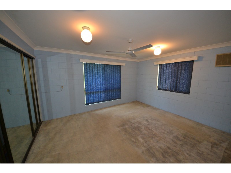 10 Fenwick St, Gracemere QLD 4702