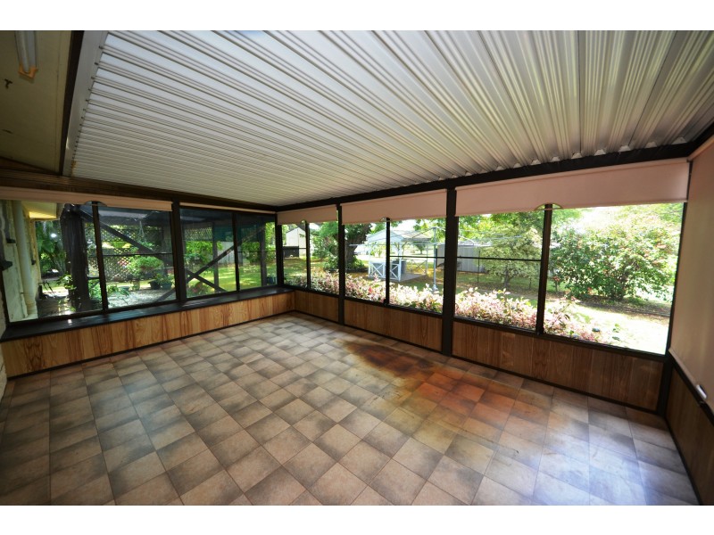 10 Fenwick St, Gracemere QLD 4702