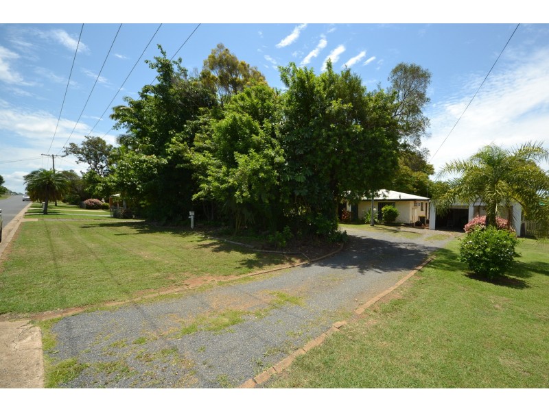 10 Fenwick St, Gracemere QLD 4702