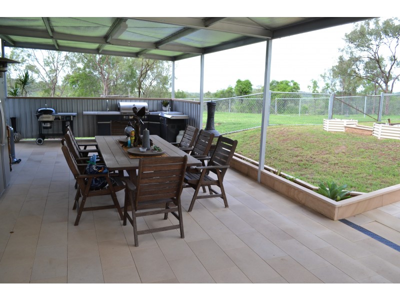 307 Stanwell-waroula Rd, Stanwell QLD 4702