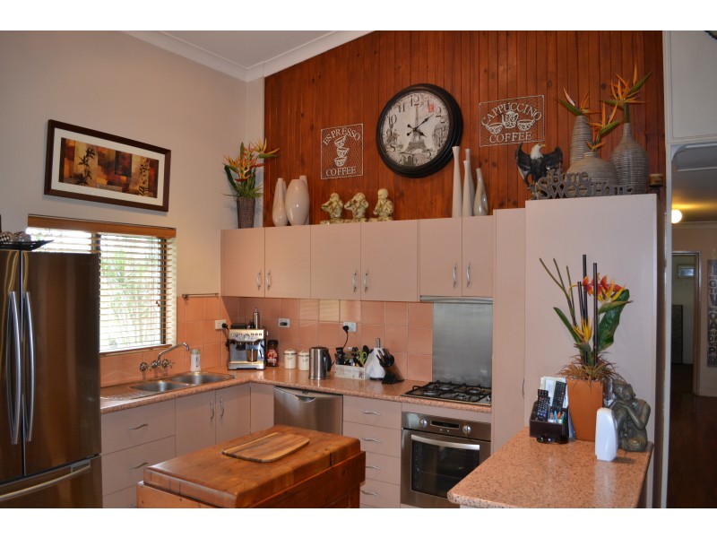 307 Stanwell-waroula Rd, Stanwell QLD 4702