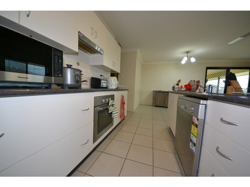 4 Mamalis Street, Gracemere QLD 4702