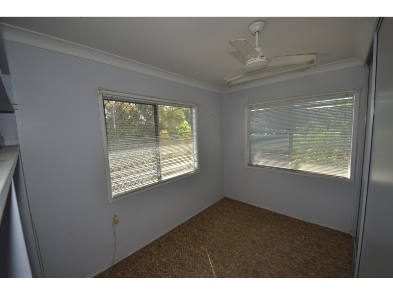 1 Hardy Avenue, Park Avenue QLD 4701