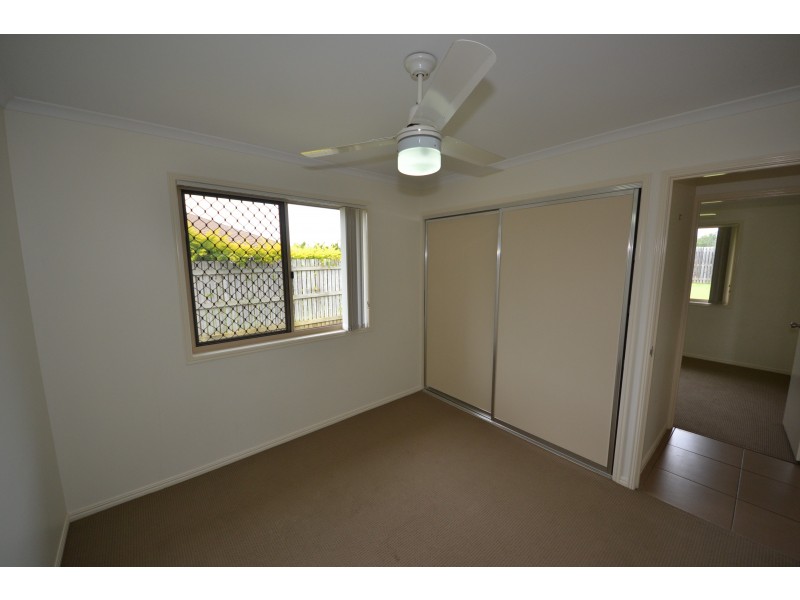 8 Corella Dr, Gracemere QLD 4702