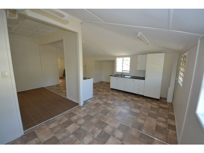 3 Staunton Street, Mount Morgan QLD 4714
