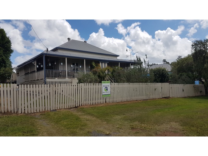 14 Grey St, Walterhall QLD 4714
