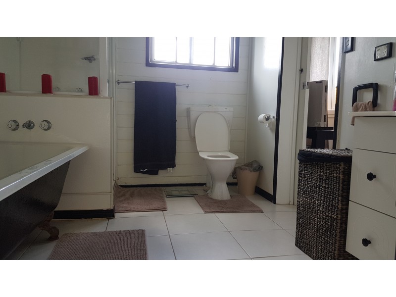 14 Grey St, Walterhall QLD 4714