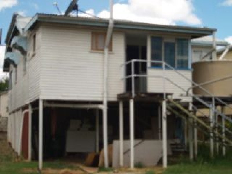 42 James Street, Mount Morgan QLD 4714