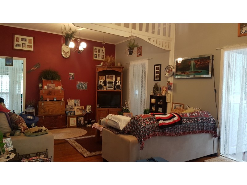 2 William St, Mount Morgan QLD 4714