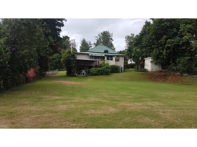 2 William St, Mount Morgan QLD 4714
