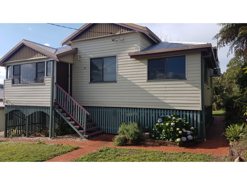 13 Dee St, Mount Morgan QLD 4714
