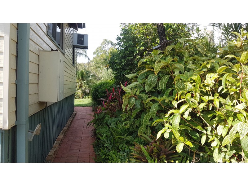 13 Dee St, Mount Morgan QLD 4714