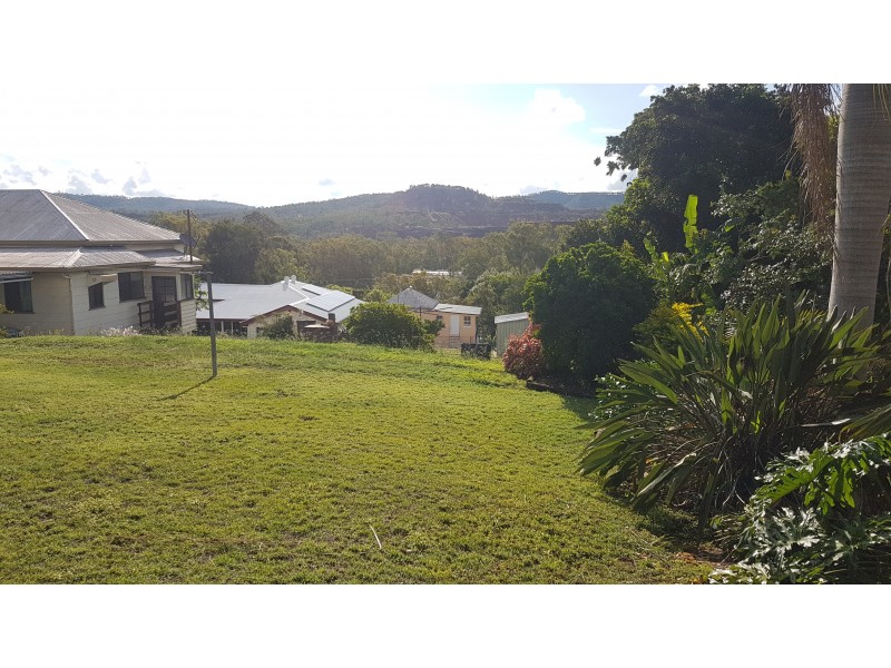 13 Dee St, Mount Morgan QLD 4714