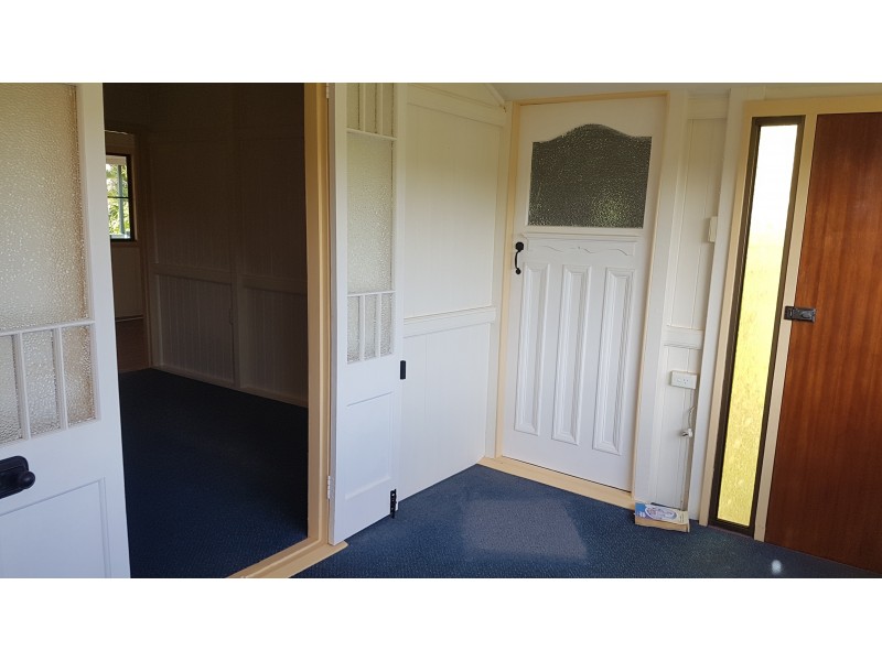 13 Dee St, Mount Morgan QLD 4714