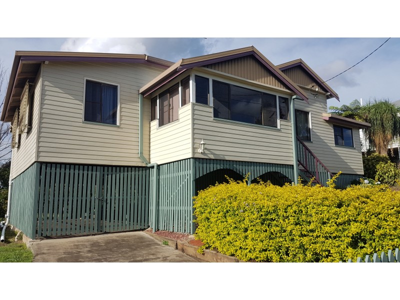 13 Dee St, Mount Morgan QLD 4714