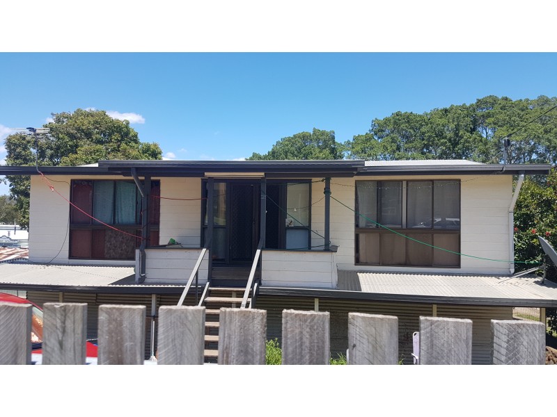 86 James St, Mount Morgan QLD 4714