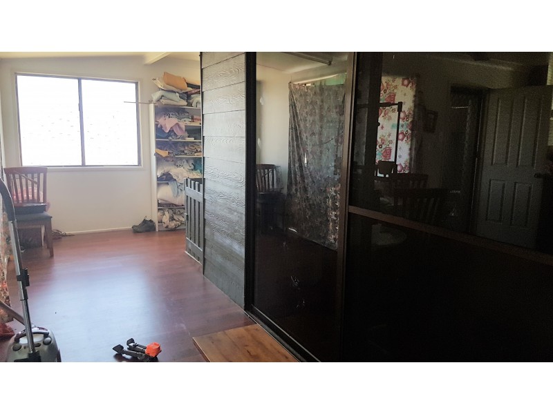 86 James St, Mount Morgan QLD 4714