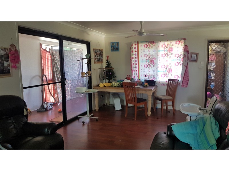 86 James St, Mount Morgan QLD 4714