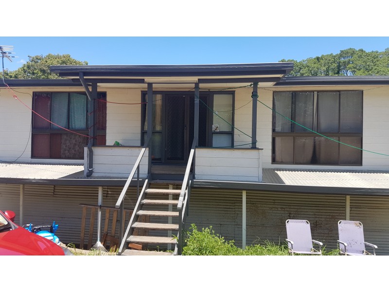 86 James St, Mount Morgan QLD 4714