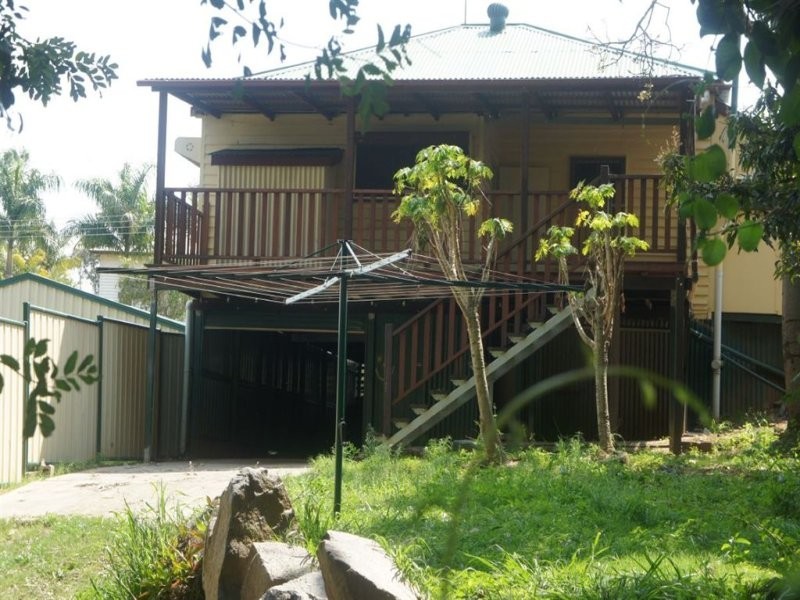 24 Dee Street, Mount Morgan QLD 4714