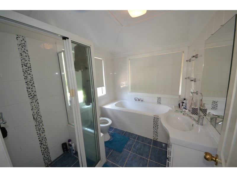 55 Richmont Dr, Bouldercombe QLD 4702