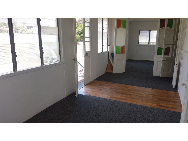 54 James St, Mount Morgan QLD 4714