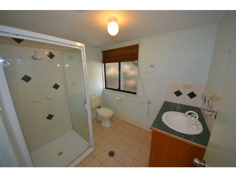 6 Jacaranda Dr, Stanage QLD 4702