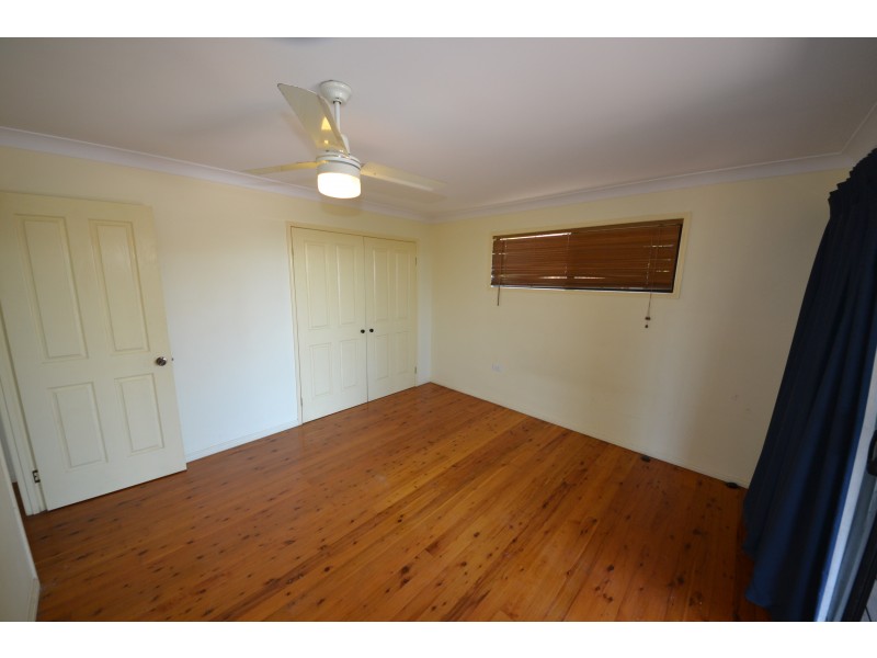 6 Jacaranda Dr, Stanage QLD 4702