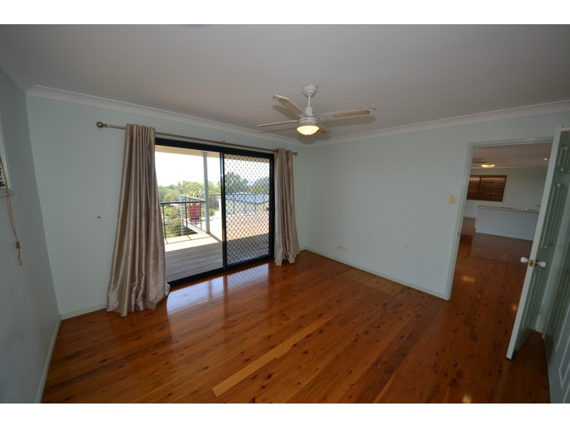 6 Jacaranda Dr, Stanage QLD 4702