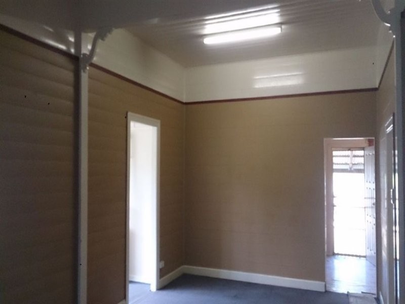 87 James Street, Mount Morgan QLD 4714