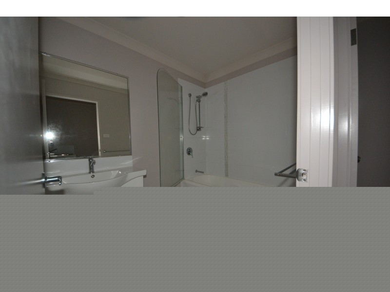 Unit 1/181 Lucas St, Gracemere QLD 4702