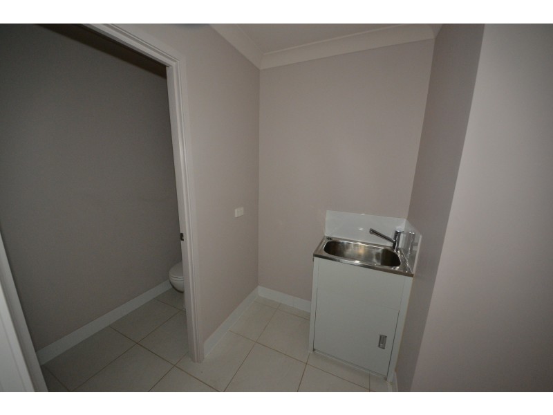 Unit 1/181 Lucas St, Gracemere QLD 4702