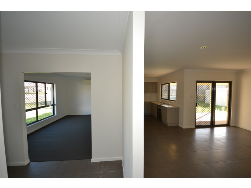 10 Chatterton Bvd, Gracemere QLD 4702