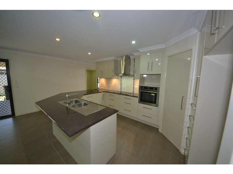 109 Lucas St, Gracemere QLD 4702