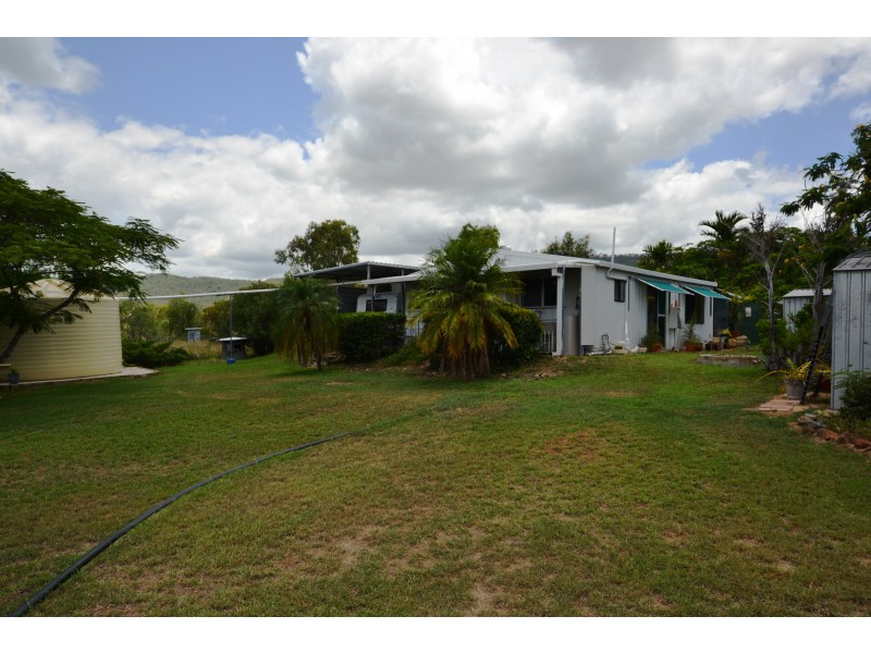 11 Mark Cl, Bouldercombe QLD 4702
