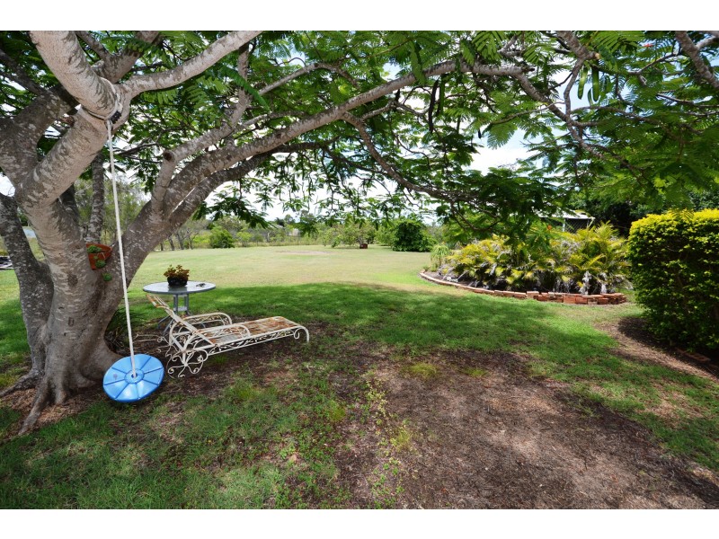 11 Mark Cl, Bouldercombe QLD 4702