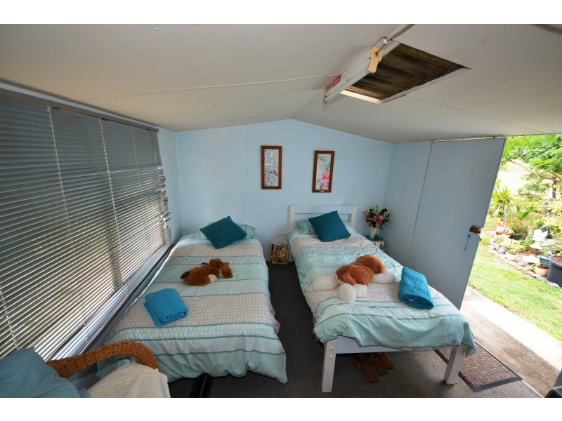 11 Mark Cl, Bouldercombe QLD 4702