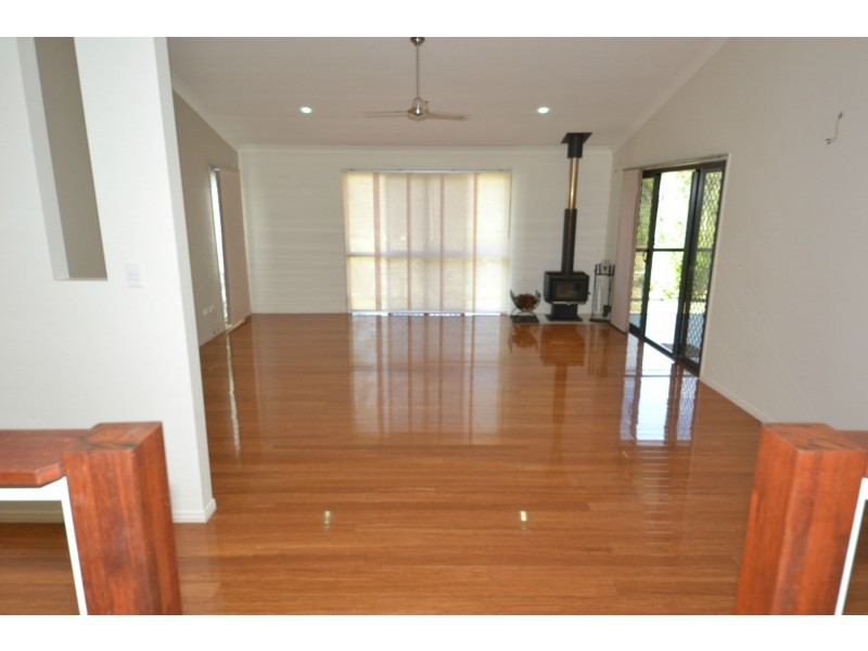 4 Cook Road, Mount Morgan QLD 4714