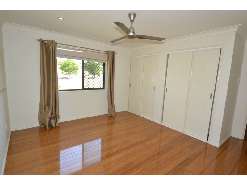 4 Cook Road, Mount Morgan QLD 4714