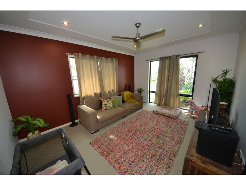 19 Broadhurst Drive, Gracemere QLD 4702