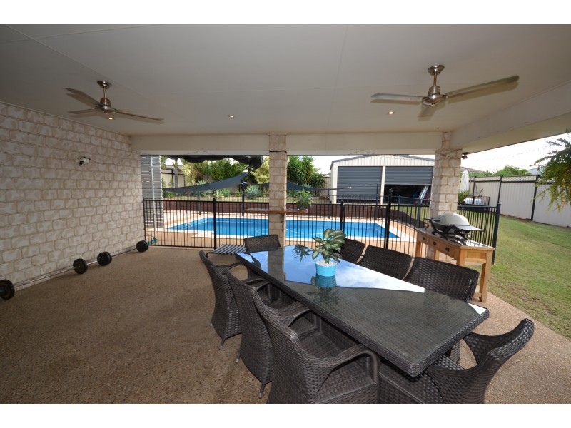 19 Broadhurst Drive, Gracemere QLD 4702