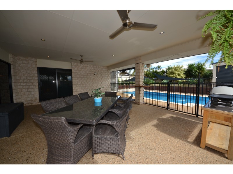 19 Broadhurst Drive, Gracemere QLD 4702