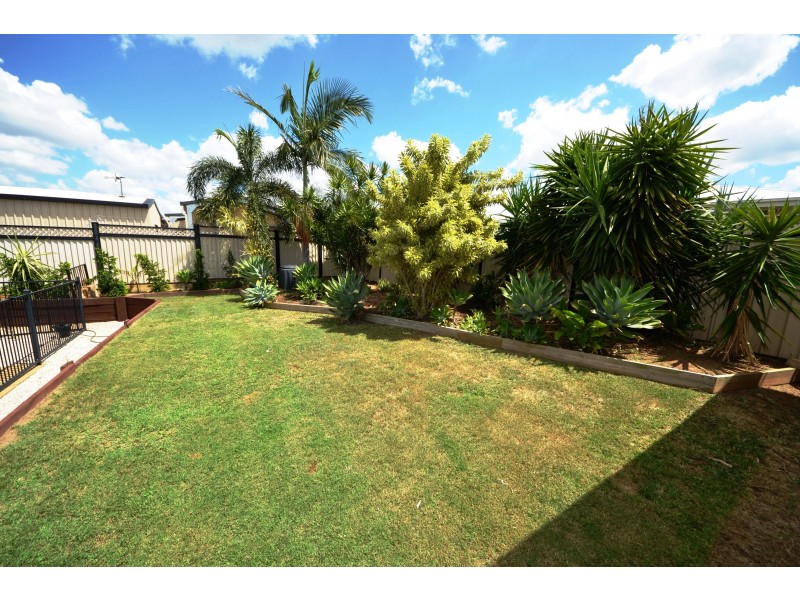 19 Broadhurst Drive, Gracemere QLD 4702
