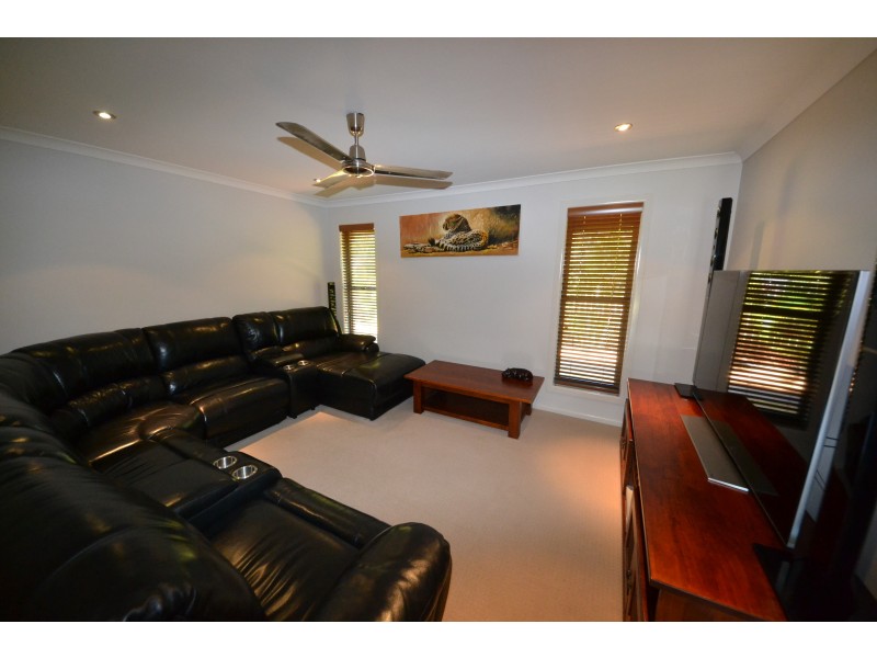 66 Jamie Crescent, Gracemere QLD 4702
