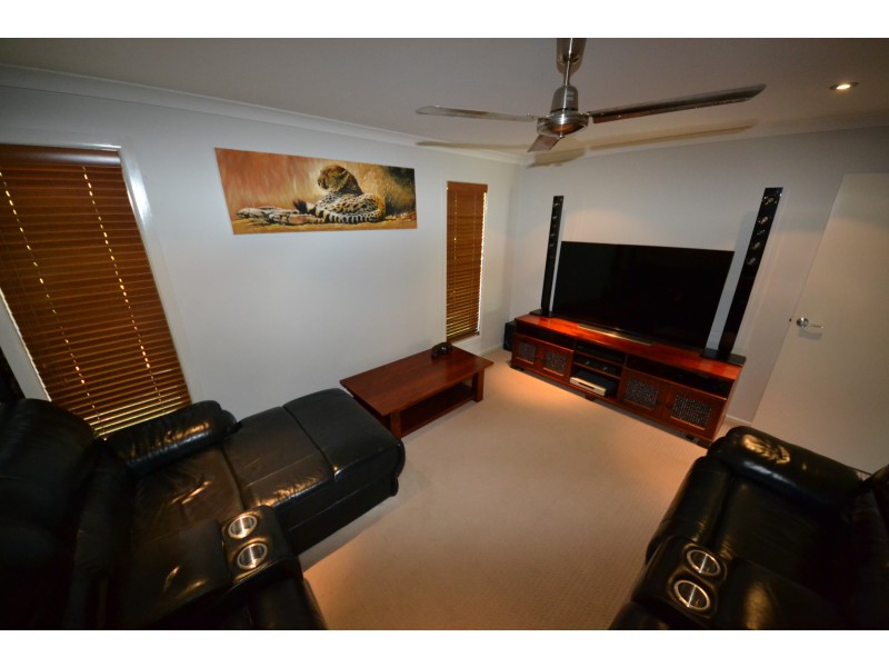 66 Jamie Crescent, Gracemere QLD 4702